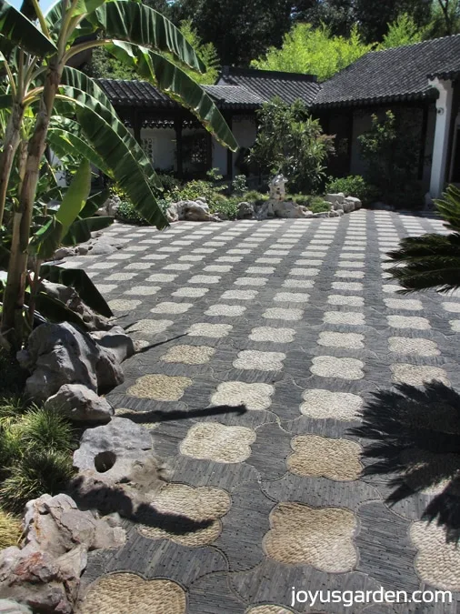 The courtyard inside the Chinese Garden